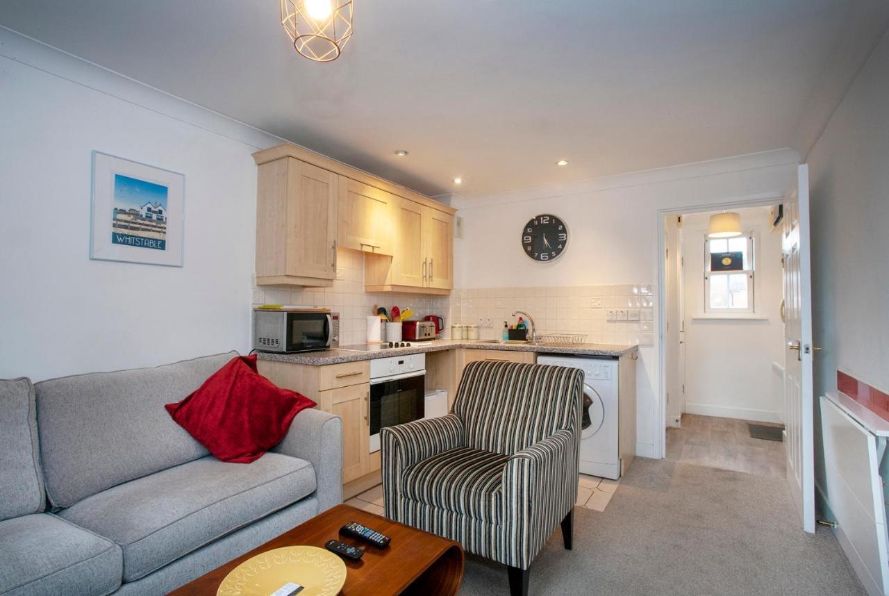 The Spires - Cosy Apartment Just Outside Of City Centre Canterbury Exteriör bild